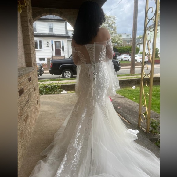 Beautiful weeding dress - Picture 4 of 10